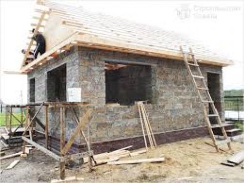 Из какого блока лучше строить баню