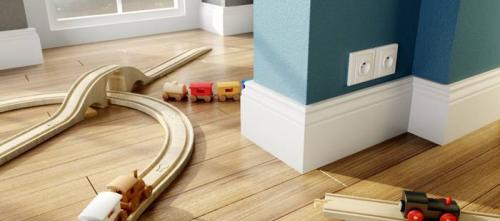 Теплый плинтус водяной. Электрический теплый плинтус