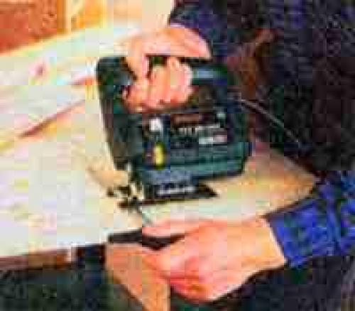 Что можно вырезать лобзиком из фанеры. Выпиливание узоров электролобзиком