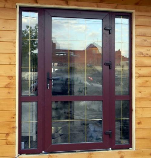 Пластиковые двери входные для частного дома. Достоинства и недостатки