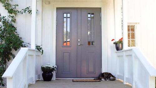 Финские входные двери для загородного дома. Выбираем входные финские двери для загородного дома