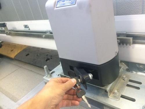 Какой привод для откатных ворот лучше. Основные моменты при выборе привода