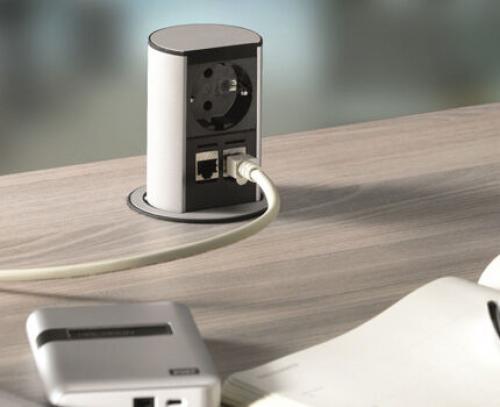 Скрытые розетки для кухни. Классификация встраиваемых в столешницу блоков