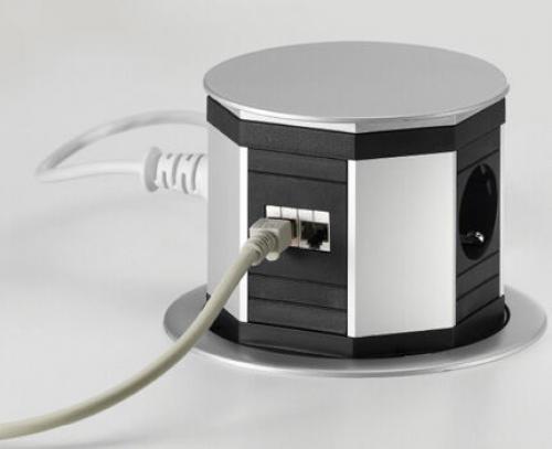 Скрытые розетки для кухни. Классификация встраиваемых в столешницу блоков