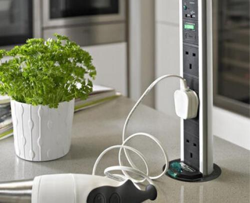 Скрытые розетки для кухни. Классификация встраиваемых в столешницу блоков