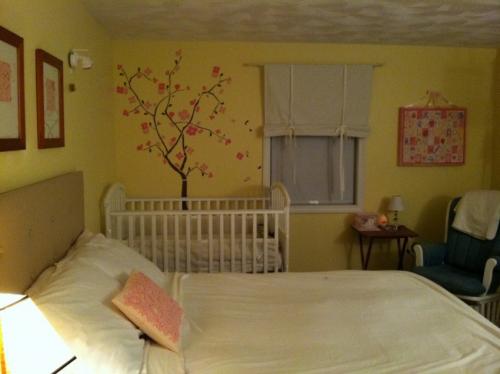 Детская кровать. Кровать в детскую комнату – оптимальные модели для мальчиков и девочек разных возрастов (125 фото)