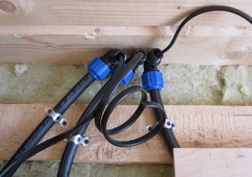 Крепление полиэтиленовых труб. Достоинства и особенности применения 03