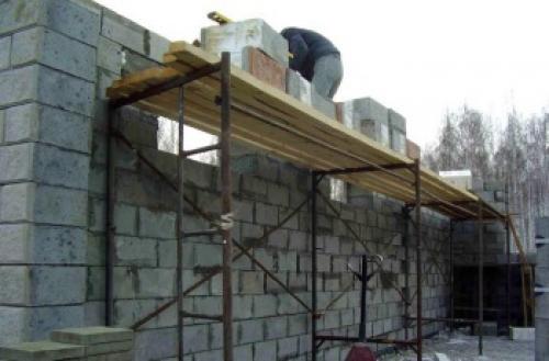 Из чего строить стены дома. Дом из камня