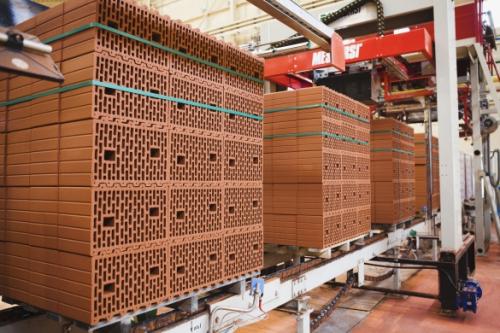 Дома из керамических блоков плюсы и минусы. Характеристики керамических блоков