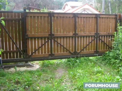 Как закрываются откатные ворота без автоматики. Откатные ворота: важные лайфхаки