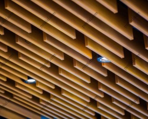 Монтаж кубообразного реечного потолка. 