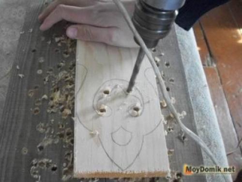 Шаблоны резных деревянных наличников на окна. Шаблоны для резных наличников на окна и двери – от рисунка к трафарету 04