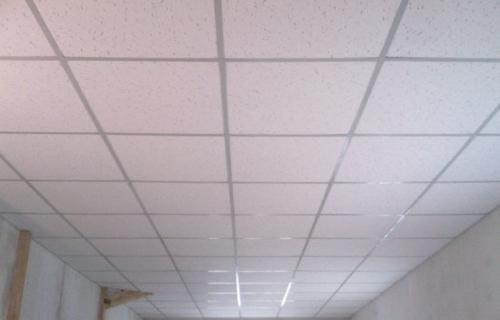 Технология монтажа потолка армстронг. Достоинства и недостатки потолка «Армстронг» 01 Технология монтажа потолка армстронг. Достоинства и недостатки потолка «Армстронг» 01
