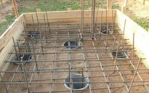 Фундамент под дом из пеноблоков. Слабопучинистые грунты 07