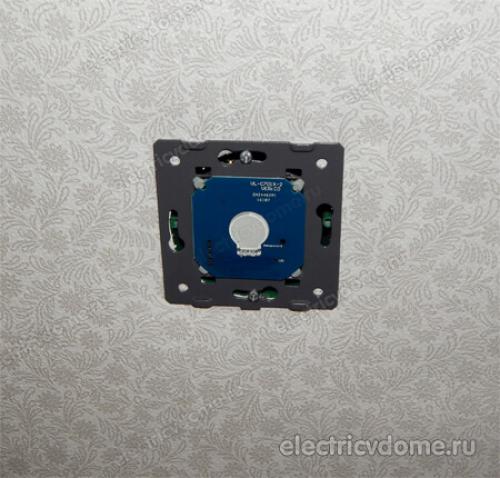Подключение sesoo сенсорный выключатель. Подключение одноклавишного сенсорного выключателя Livolo VL-C701R