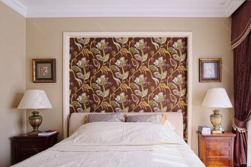 Как поклеить обои двух видов в спальне. Простые правила сочетания обоев в интерьере спальни