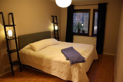 Сочетание цветов в интерьере серый и бежевый. Использование бежевого цвета в разных стилях интерьера 03