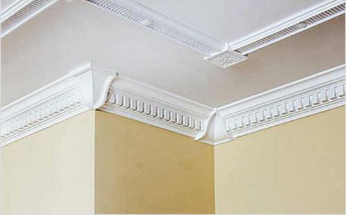Чем приклеить потолочный плинтус из пенопласта к потолку. Как быстро приклеить потолочный плинтус из пенопласта
