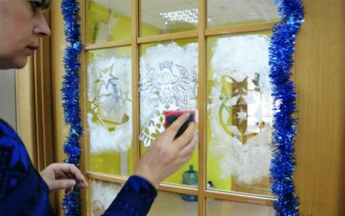 Украшения на Новый год 2020 своими руками. Украшаем окна