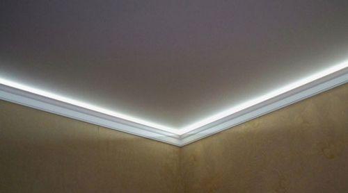 Как правильно наклеить потолочные плинтуса. Как правильно клеить? 11