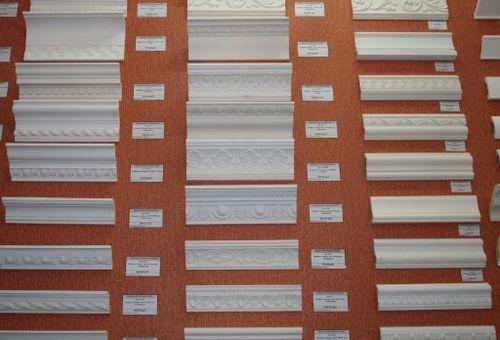 Как правильно наклеить потолочные плинтуса. Как правильно клеить? 15