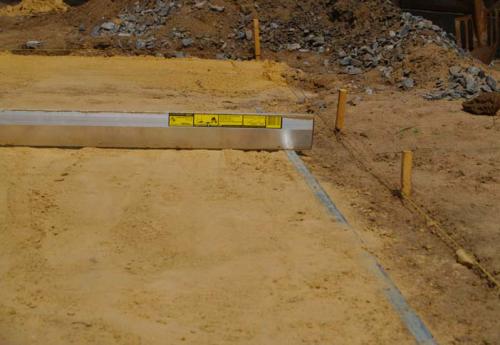 Как быстро класть тротуарную плитку. Подготовка к укладке в домашних условиях