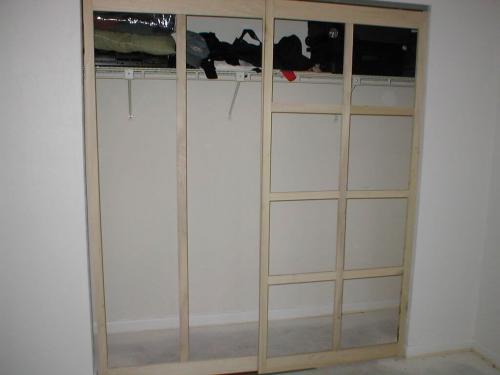 Как установить двери купе в гардеробную. Двери купе для гардеробной своими руками