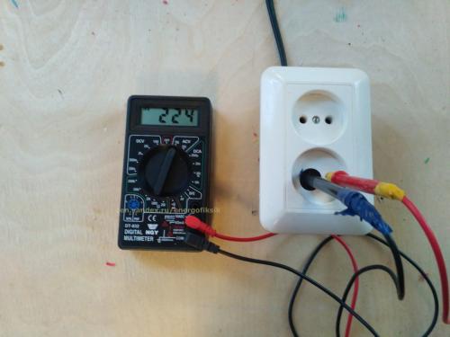 Двойная розетка в два подрозетника. Подключаем двойную розетку в один подрозетник