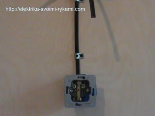 Как подсоединить двойную розетку. Как подключить двойную розетку в один подрозетник? 24 Как подсоединить двойную розетку. Как подключить двойную розетку в один подрозетник? 24