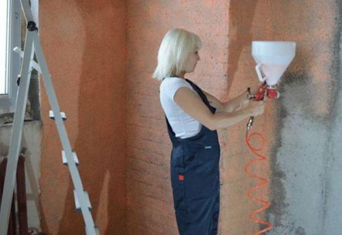 Как наносить декоративную штукатурку своими руками. Различные варианты нанесения декоративной штукатурки