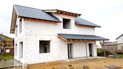 Нанесение декоративной штукатурки на фасад. Нанесение смеси на поверхности из различных материалов