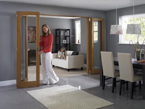 Двери межкомнатные складные. Разновидности складных конструкций