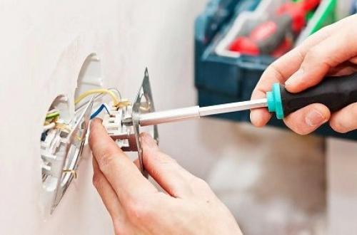 Установка двойной розетки schneider electric. Типы двойных розеток