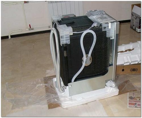 Подключение посудомоечной машины к сифону. Как подключить посудомоечную машину к канализации своими руками