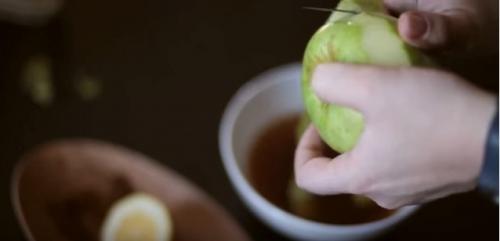 Запах из холодильника убрать. Как убрать запах протухшего мяса из холодильника 13