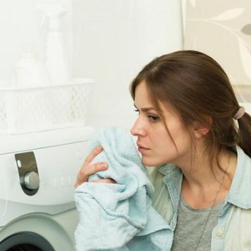 Плохой запах из стиральной машинки причины и и устранение. Как убрать неприятный запах и плесень из стиральной машинки – лучшие советы
