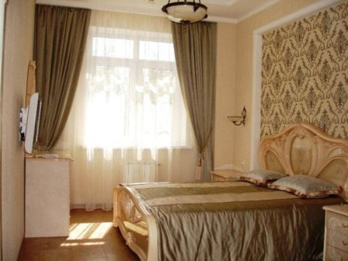 Как выбрать обои для спальни. Какие обои выбрать в спальню: выбор цвета и материала