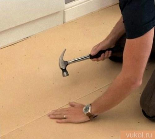 Как положить линолеум на линолеум своими руками. Можно ли стелить новый линолеум на старый? 05