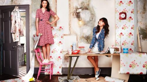 Подготовка стен под обои после старых. Шпатлевание и грунтовка стен