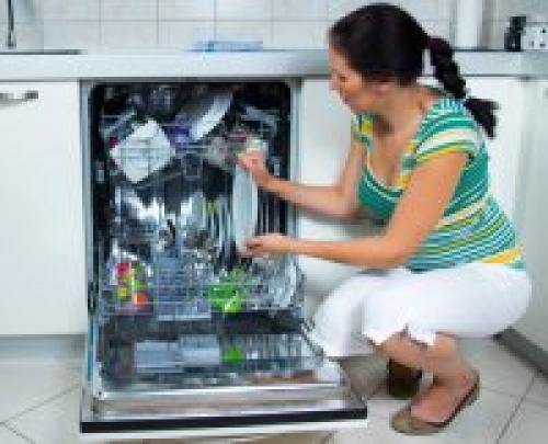 Остается вода в посудомоечной машине. 2 Причины появления воды в поддоне и способы их устранения 19