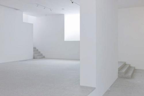 Как выровнять потолок шпаклевкой своими руками. Как удалить старую шпаклевку? 09