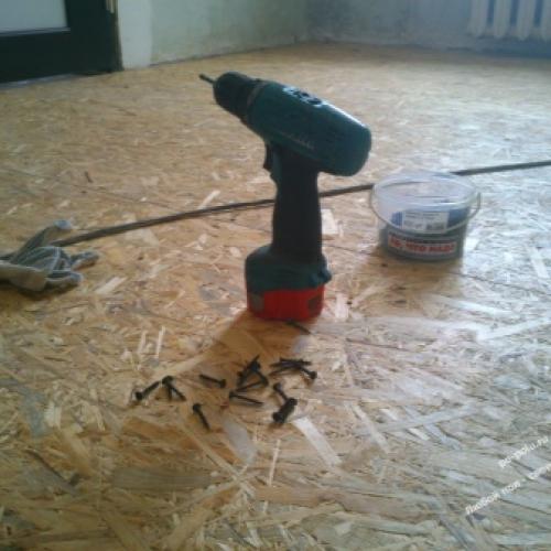 Как выровнять пол в квартире своими руками под ламинат. Деревянный 02 Как выровнять пол в квартире своими руками под ламинат. Деревянный 02