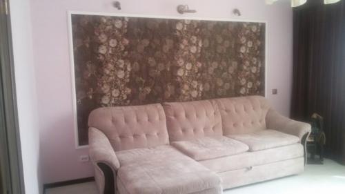 Как скомпоновать обои двух видов. Правила сочетания: как поклеить обои двух видов 03