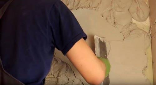 Штукатурка стен. В чем отличия штукатурки стен своими руками по маякам: видео с профессиональными комментариями