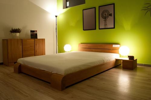 Сочетание зеленого и красного в интерьере. Сочетания с зеленым цветом в интерьере спальни