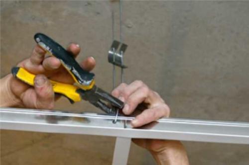 Как собрать потолок Армстронг по диагонали. Монтаж потолка Армстронг