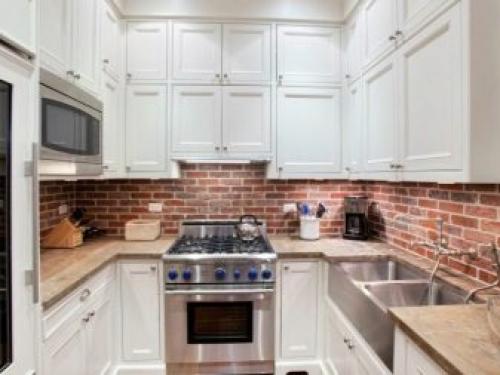 Декоративная плитка в интерьере. Отделка коридора декоративным камнем 06 Декоративная плитка в интерьере. Отделка коридора декоративным камнем 06