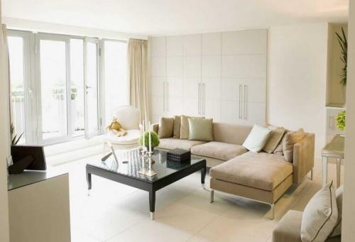 Серо бежевый цвет сочетание. С какими цветами сочетается бежевый?