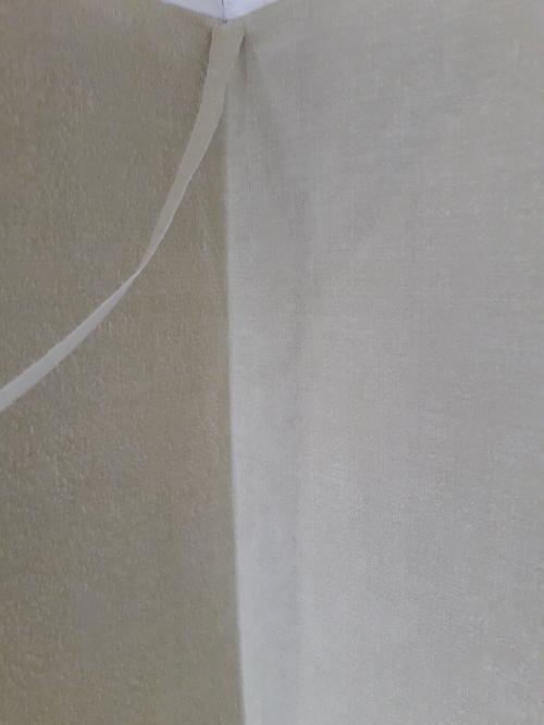 Почему бумажные обои морщатся. Если обои сморщились и повисли в углу. Что делать?