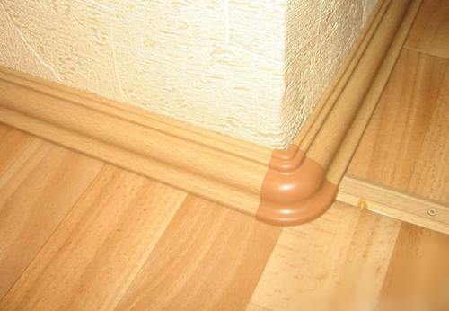 Как стелить линолеум на деревянный пол. Закрепление линолеума